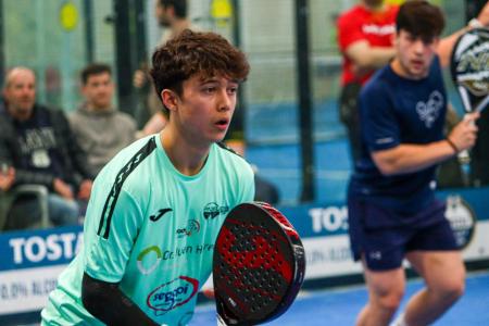 Imagen Sergio Tierno y Álvaro del Saz vencen en la cuarta jornada del Circuito Provincial de Pádel, tras superar con solvencia las distintas...